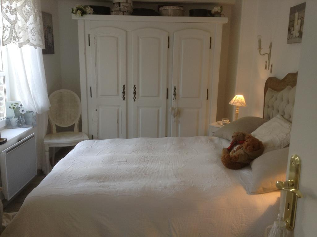 Lamaison Du Phare Honfleur Chambres D'Hotes Et Jacuzzi Prive Pokoj fotografie