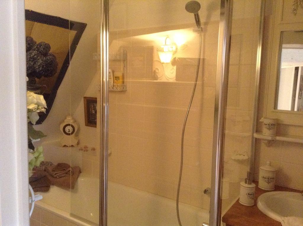 Lamaison Du Phare Honfleur Chambres D'Hotes Et Jacuzzi Prive Exteriér fotografie