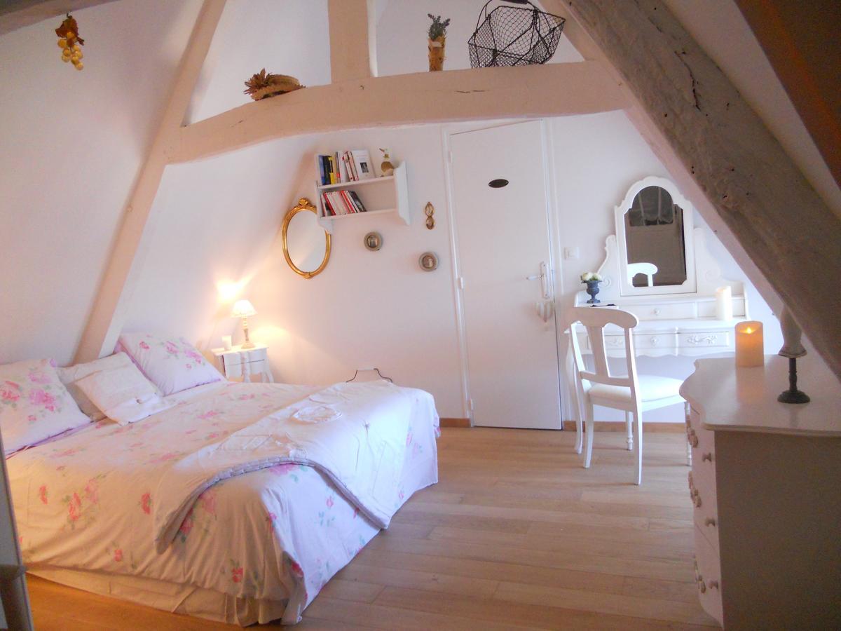 Lamaison Du Phare Honfleur Chambres D'Hotes Et Jacuzzi Prive Exteriér fotografie